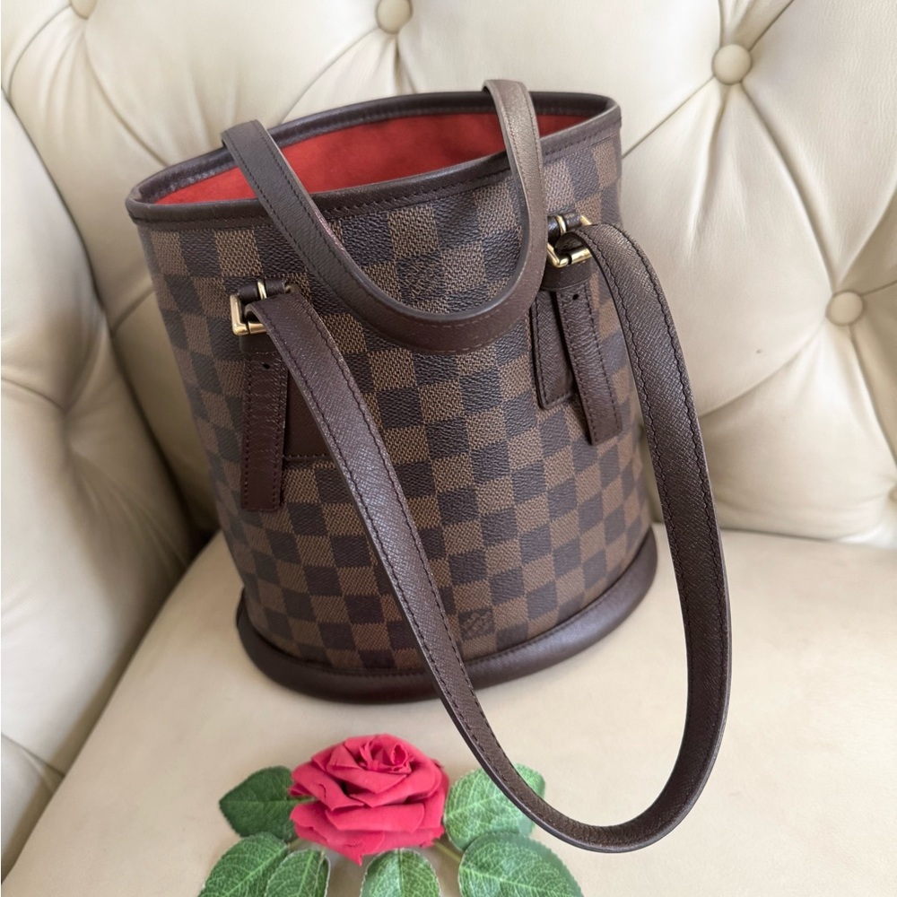 SOLD - 💎Authentic Louis Vuitton Damier Ebene Marais Bucket Bag